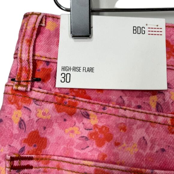 Urban Outfitters Pink Floral Flare Jeans size 30 but fits like 19 - Picture 6 of 9